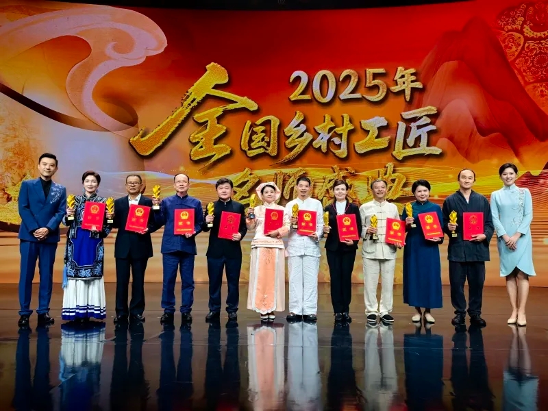 mmexport1762426270267